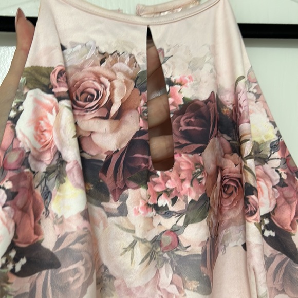 Chi Chi London cocktail dress - Picture 5 of 10